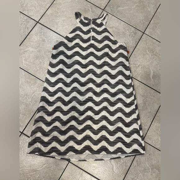 THML Stylish Black and White Chevron women’s Dress Size Small - Picture 2 of 5
